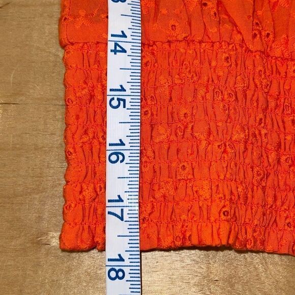 1. State Top Tigerlily Eyelet Ruffle Smocked Crop Orange Size XS NWT - Picture 9 of 9